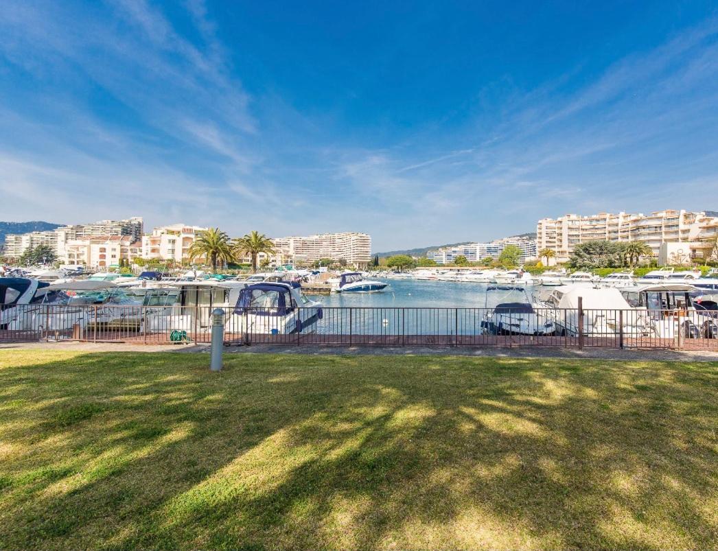 Luxury 3 Piece Garden Apartment In Cannes Marina Mandelieu-la-Napoule Exterior photo