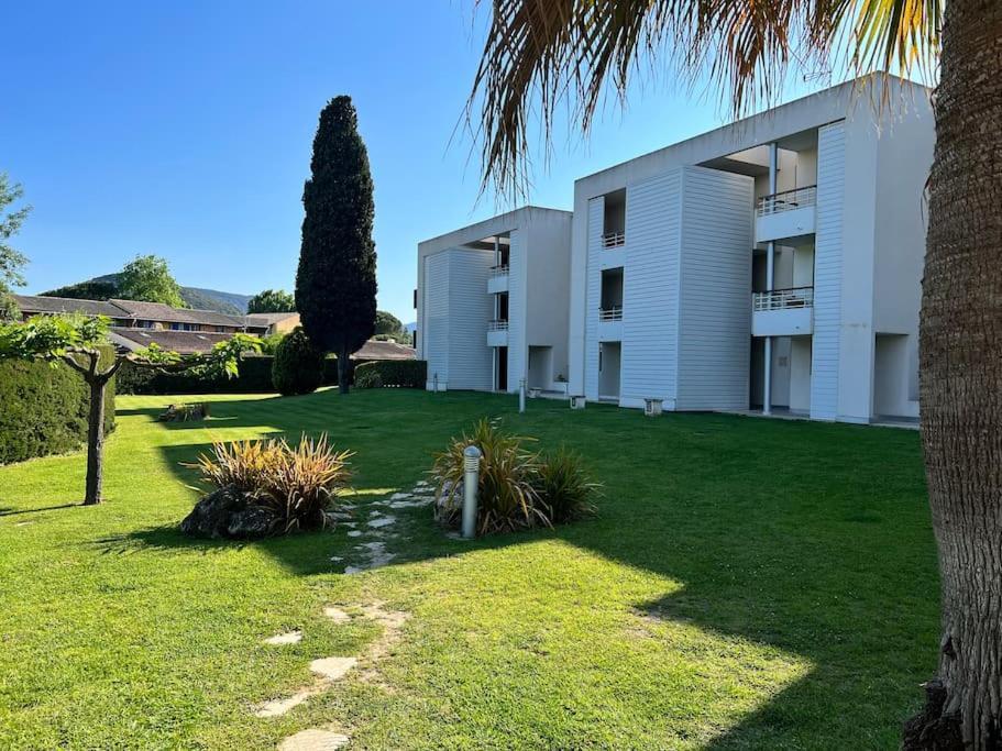 Luxury 3 Piece Garden Apartment In Cannes Marina Mandelieu-la-Napoule Exterior photo