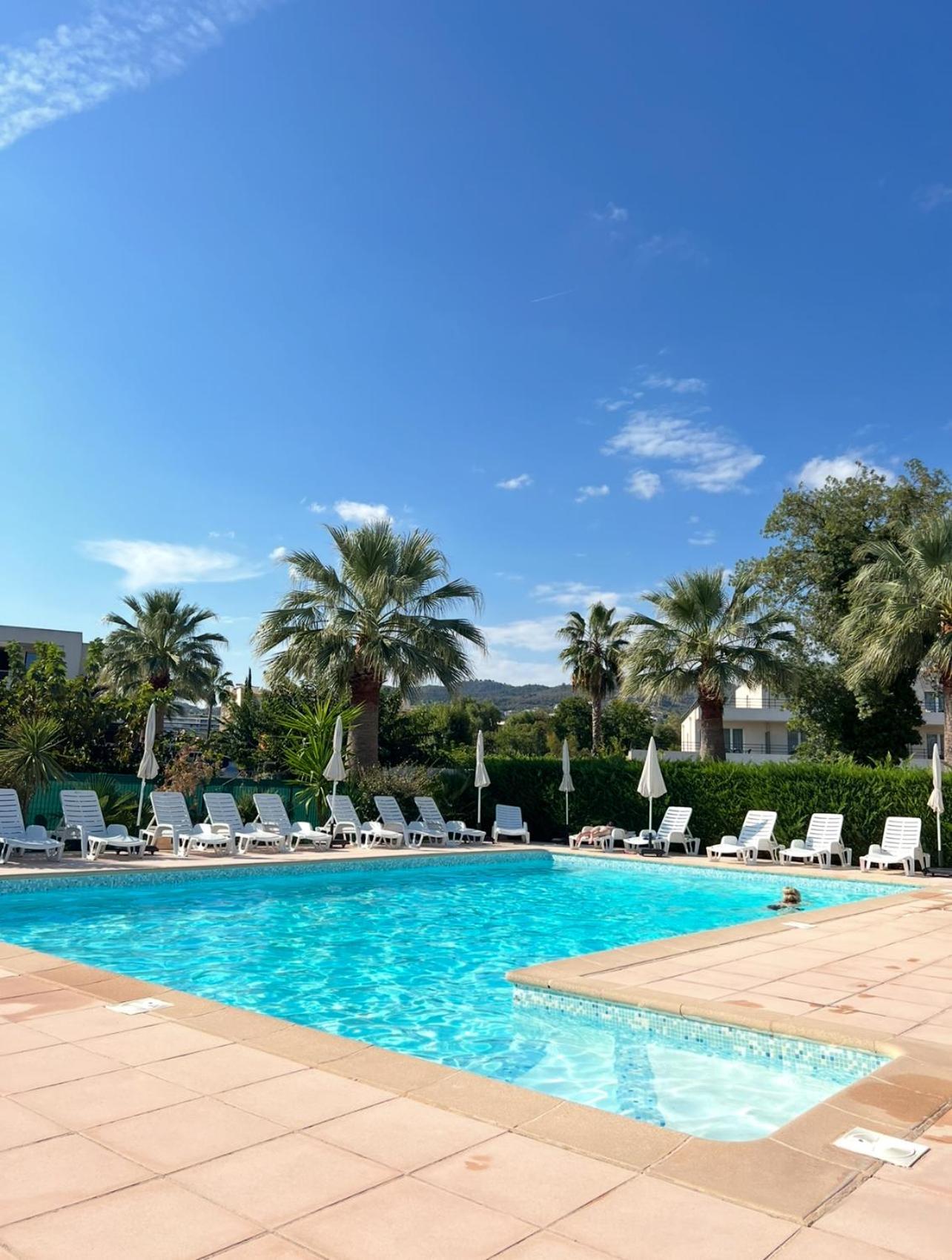 Luxury 3 Piece Garden Apartment In Cannes Marina Mandelieu-la-Napoule Exterior photo